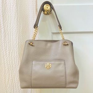 Tory Burch Chelsea Slouchy Tote